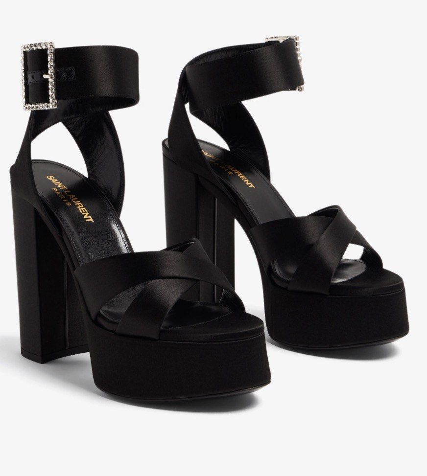 YSL heels (Category: Sneakers & Footwear) located in Mexico. Submitted by aicayukiee (Listing ID 1467651108, Image 1). Description: with papers 100% authentic fix price no issue.