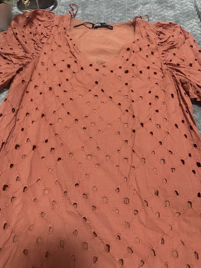 Zara - Casual dress (Category: Dresses) located in Caloocan City. Submitted by fabs_preloved01 (Listing ID 1467774038, Image 2). Description: Zara - Casual short dress (eyelet) - Size L - 31” length.