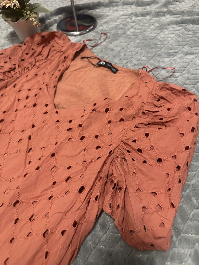 Zara - Casual dress (Category: Dresses) located in Caloocan City. Submitted by fabs_preloved01 (Listing ID 1467774038, Image 3). Description: Zara - Casual short dress (eyelet) - Size L - 31” length.