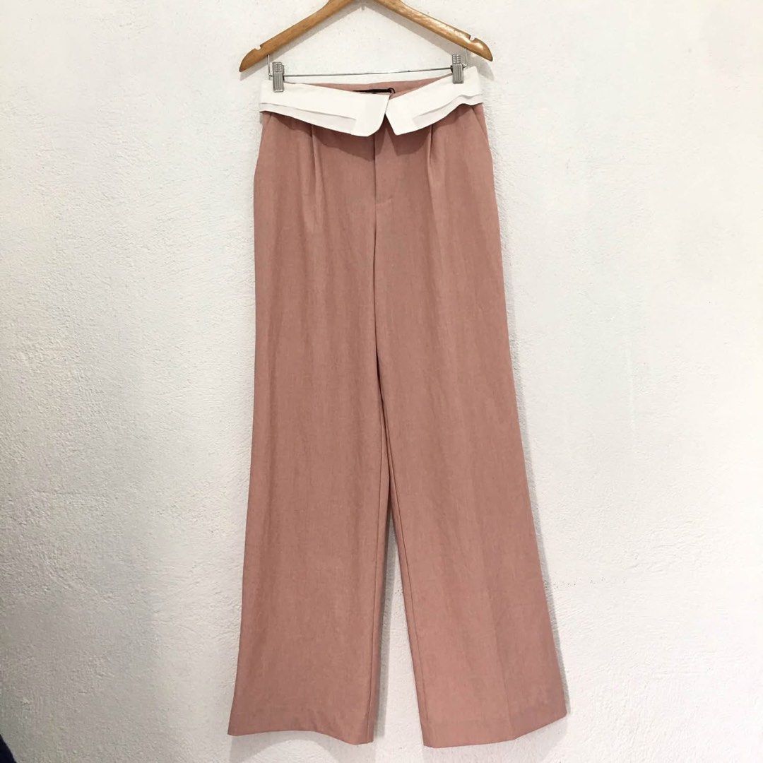 Zara Deconstructed Fold Over Waist Pants (Category: Other Bottoms) located in Subic. Submitted by ayvee.ph (Listing ID 1467731962, Image 3). Description: Zara Deconstructed Fold Over Waist Pants One of my fave!! Very pretty 😍 A must have✨ Highwaisted Size: Non stretchy Waist: Upto 29 Lenght: 47 inches 🏷Brandnew No flaws / No issue No when worn / Haven't used it pa Last price posted 📍Olongapo City 🚛Courier: Reg J&t door to door del New miner s