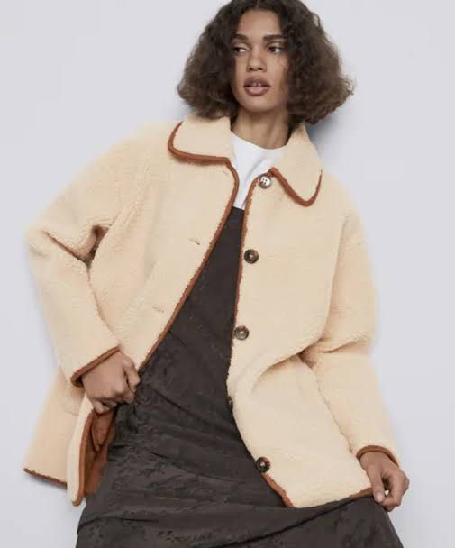 Zara Fleece Coat with Lapel Collar (Category: Coats, Jackets and Outerwear) located in Quezon City. Submitted by gothrifty28 (Listing ID 1467679738, Image 1). Description: Zara Fleece Coat with Lapel Collar 𝙎𝙞𝙯𝙚: Small on tag (Fit to Large) 𝘾𝙤𝙣𝙙𝙞𝙩𝙞𝙤𝙣: Brand new✨ removed tags 🏷️650 📍 𝙇𝙤𝙘𝙖𝙩𝙞𝙤𝙣: Quirino Province 🚛 𝘾𝙤𝙪𝙧𝙞𝙚𝙧: J&T Express / JRS Express 💳 𝙁𝙞𝙧𝙨𝙩 𝙩𝙤 𝙥𝙖𝙮, 𝙜𝙚𝙩𝙨 𝙩𝙝𝙚 𝙞𝙩𝙚𝙢 ⚠️ 𝙉𝙤 𝙍𝙚𝙩𝙪𝙧�