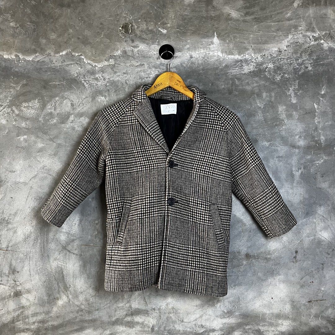 ZARA KIDS WOOL COAT (Category: Babies & Kids Fashion) located in Minalin. Submitted by winterjacket.ph (Listing ID 1467667136, Image 1). Description: HISSO UTILITY CORDUROY JACKET Width 22 Length 27 Small on Tag Good as new 450 + SF .