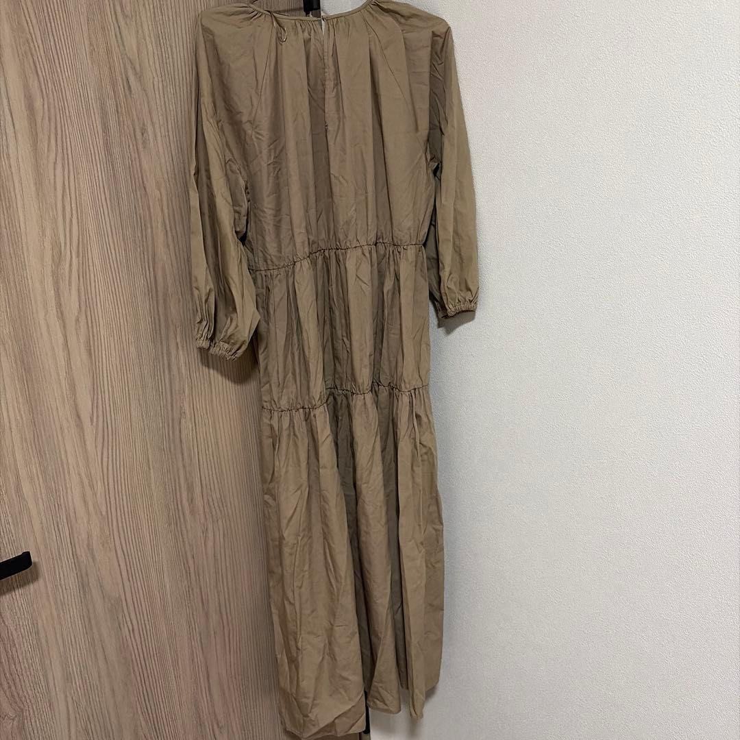Zara Poplin Dress Size Small (Category: Dresses) located in Quezon City. Submitted by cabs. (Listing ID 1467747767, Image 2). Description: Needs iron only Size Small on tag LP POSTED.