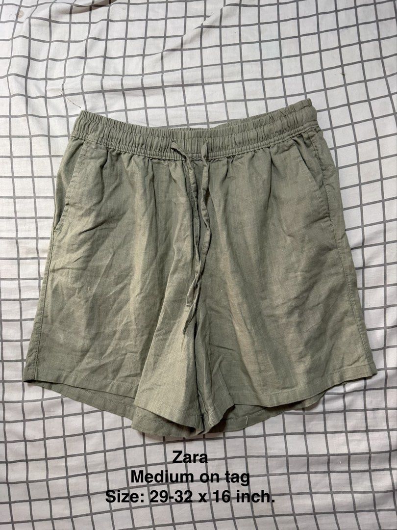 Zara relaxed-fit short (Category: Shorts) located in Quezon City. Submitted by pinkyswearshop (Listing ID 1467686896, Image 1). Description: .