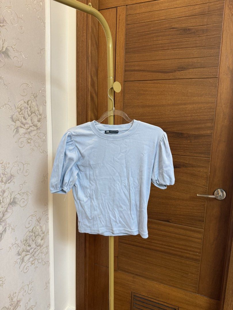 Zara: Shirt in Blue (Category: Blouses) located in Quezon City. Submitted by vpauline (Listing ID 1467626163, Image 1). Description: 10/10.