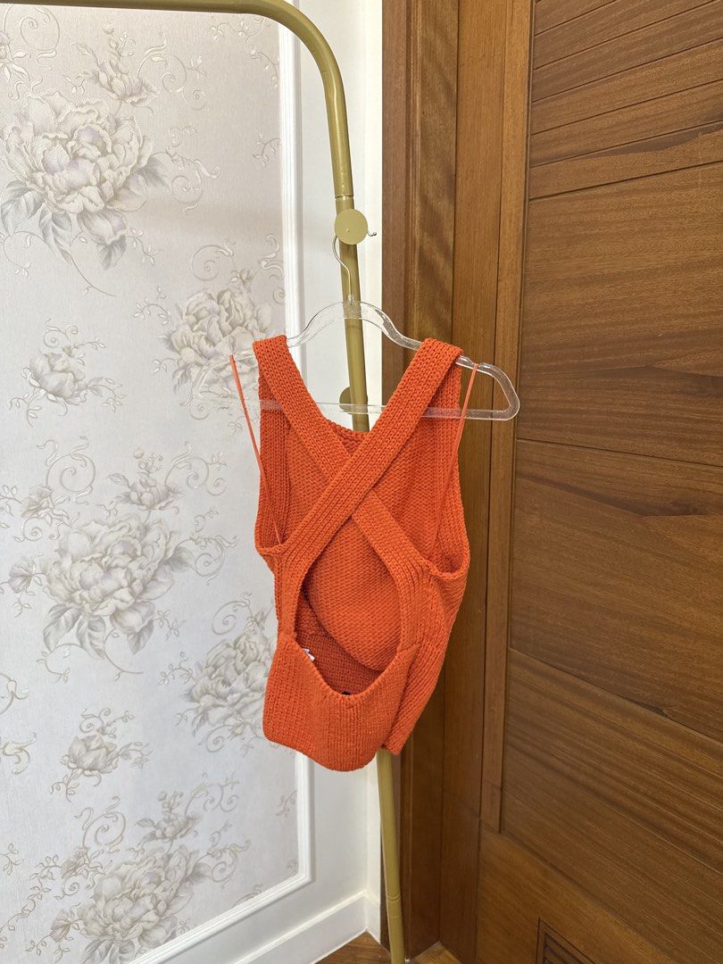 Zara: Top in Orange (Category: Sleeveless) located in Quezon City. Submitted by vpauline (Listing ID 1467624860, Image 2). Description: 10/10.