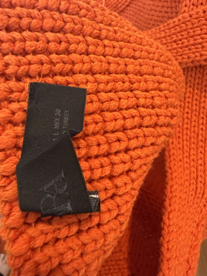Zara: Top in Orange (Category: Sleeveless) located in Quezon City. Submitted by vpauline (Listing ID 1467624860, Image 3). Description: 10/10.