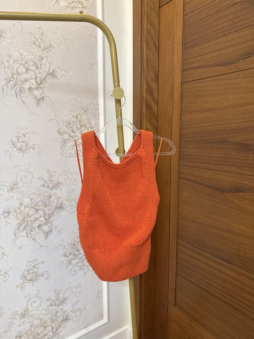 Zara: Top in Orange (Category: Sleeveless) located in Quezon City. Submitted by vpauline (Listing ID 1467624860, Image 1). Description: 10/10.
