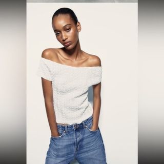 (Category: ) located in . Submitted by ashie_clothing (Listing ID 1467835925, Image 1). Description: .
