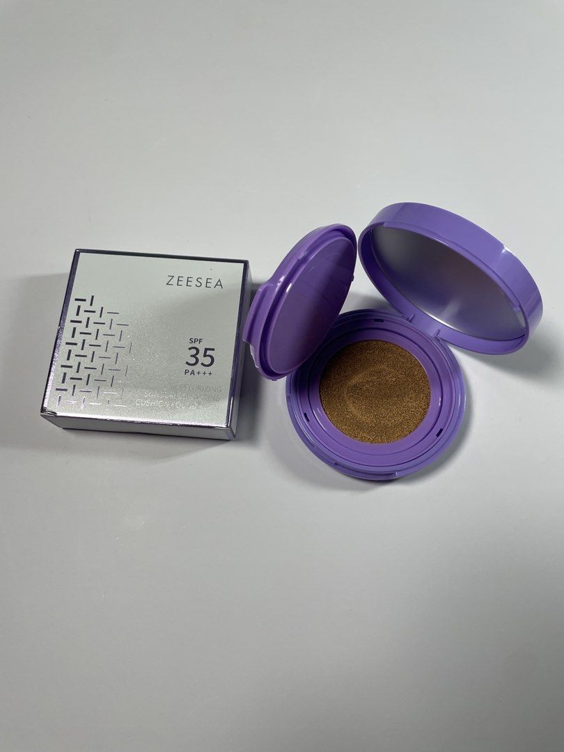 ZEESEA Moisturizing Sunscreen Lasting Cushion Foundation 04 (Category: Makeup) located in Caloocan City. Submitted by swiftcloud506 (Listing ID 1467753008, Image 1). Description: — brand: ZEESEA Moisturizing Sunscreen Lasting Cushion Foundation — shade: 04 — swatched only! — rfs: decluttering pls DM me for more info!.