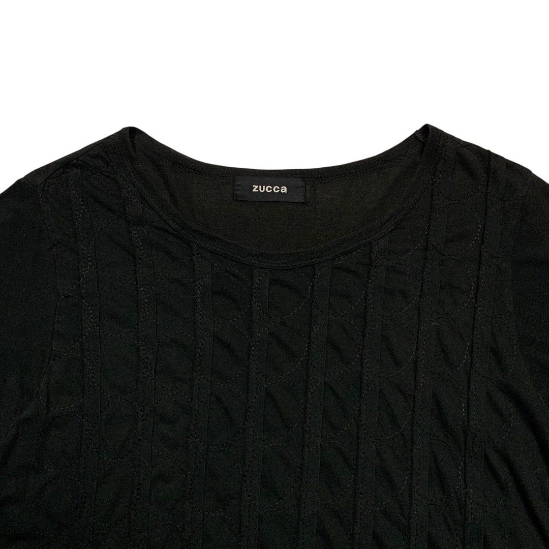 Zucca Japan Shirt (Category: Shirts) located in Baguio. Submitted by thesecretshop_ph (Listing ID 1467734513, Image 3). Description: Size: Medium Lenght: 25” Width: 20” Issue: -.