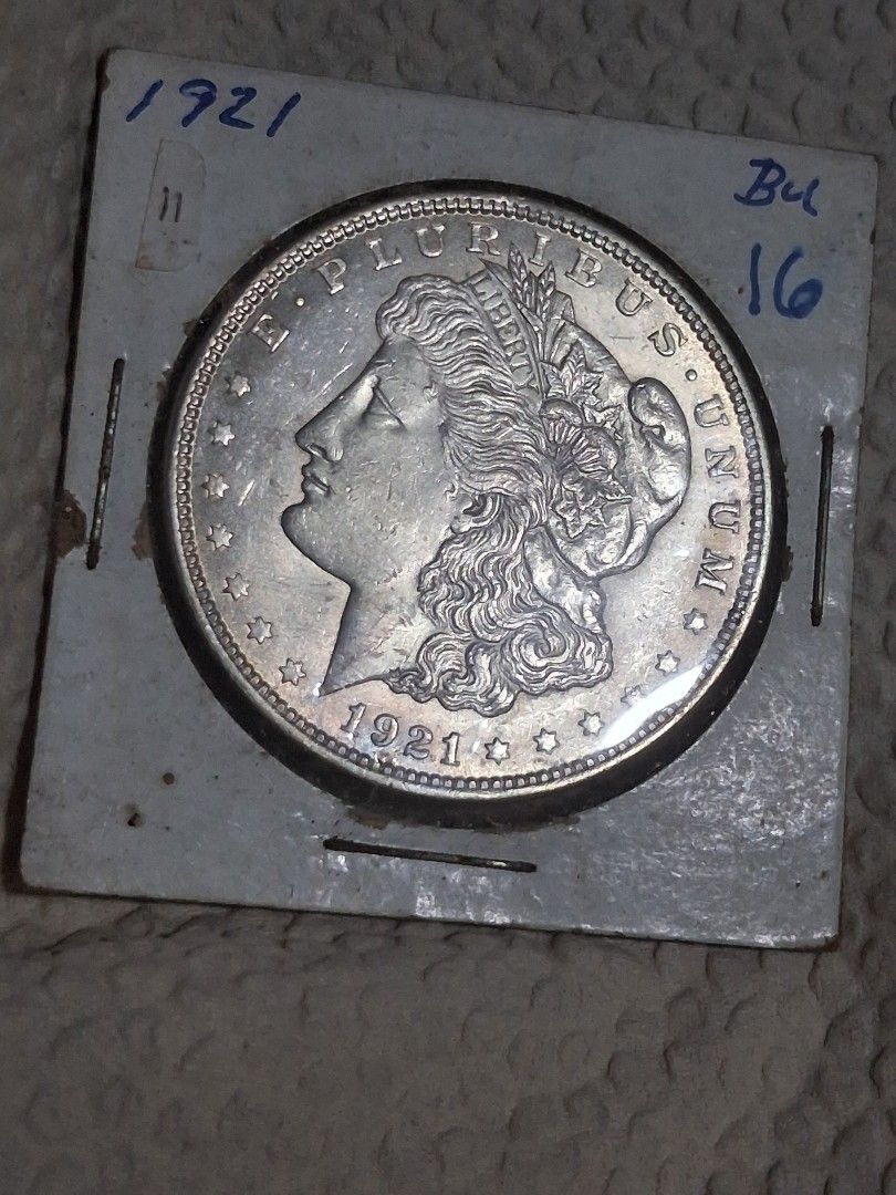 1921 MORGAN DOLLAR HIGH GRADE (Category: Currency) located in Quezon City. Submitted by lobaman (Listing ID 1467854751, Image 1). Description: 1921 high grade morgan dollar.