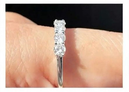 1carat 7 stonesHalf eternity Ring (Category: Rings) located in Malolos. Submitted by keenhorse_ef38ab (Listing ID 1467870792, Image 2). Description: 1carat diamond 18karat gold COD/COP VIA LBC NO MEETUP 1,000 DOWNPAYMENT REQUIRED.