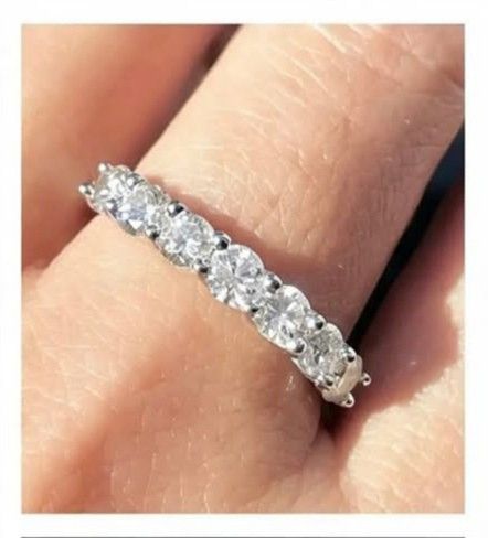 1carat 7 stonesHalf eternity Ring (Category: Rings) located in Malolos. Submitted by keenhorse_ef38ab (Listing ID 1467870792, Image 1). Description: 1carat diamond 18karat gold COD/COP VIA LBC NO MEETUP 1,000 DOWNPAYMENT REQUIRED.
