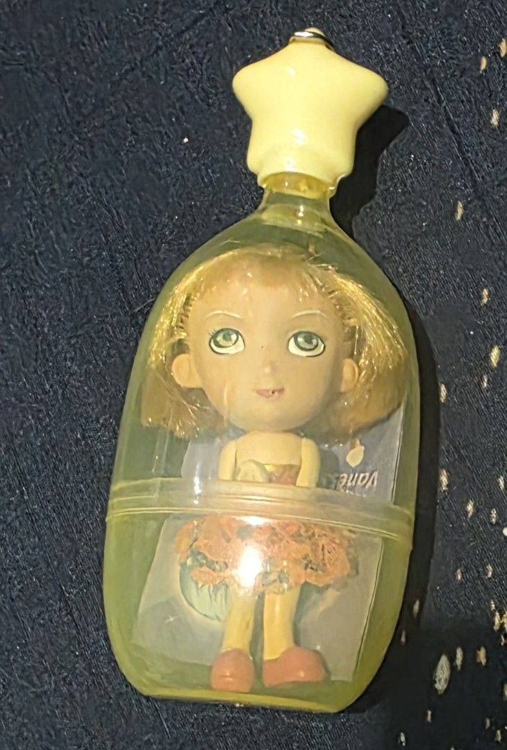 2000's Vintage Tomy Scent Star doll (Category: Kids Toys) located in Pasig City. Submitted by dolliesandpastels (Listing ID 1468031938, Image 1). Description: Olivia Scent Star Still has fragrant scent.