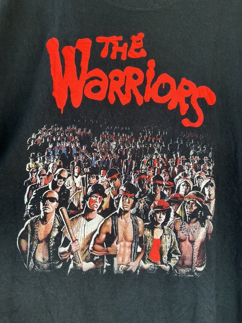 Vintage The Warriors Gaming Tee (Category: Tshirts & Polo Shirts ) located in Manila. Submitted by odd.mons_ (Listing ID 1467862853, Image 2). Description: negotiable please feel free to offer 🙏🏻 - Design: Crisp and vibrant front graphic featuring all The Warriors gang members - Size: XL (Regular fit for relaxed everyday wear) - Material: 100% cotton (Fruit of the Loom HD Cotton label) - Style: Classic crewneck with short sleeves - Origin: Made