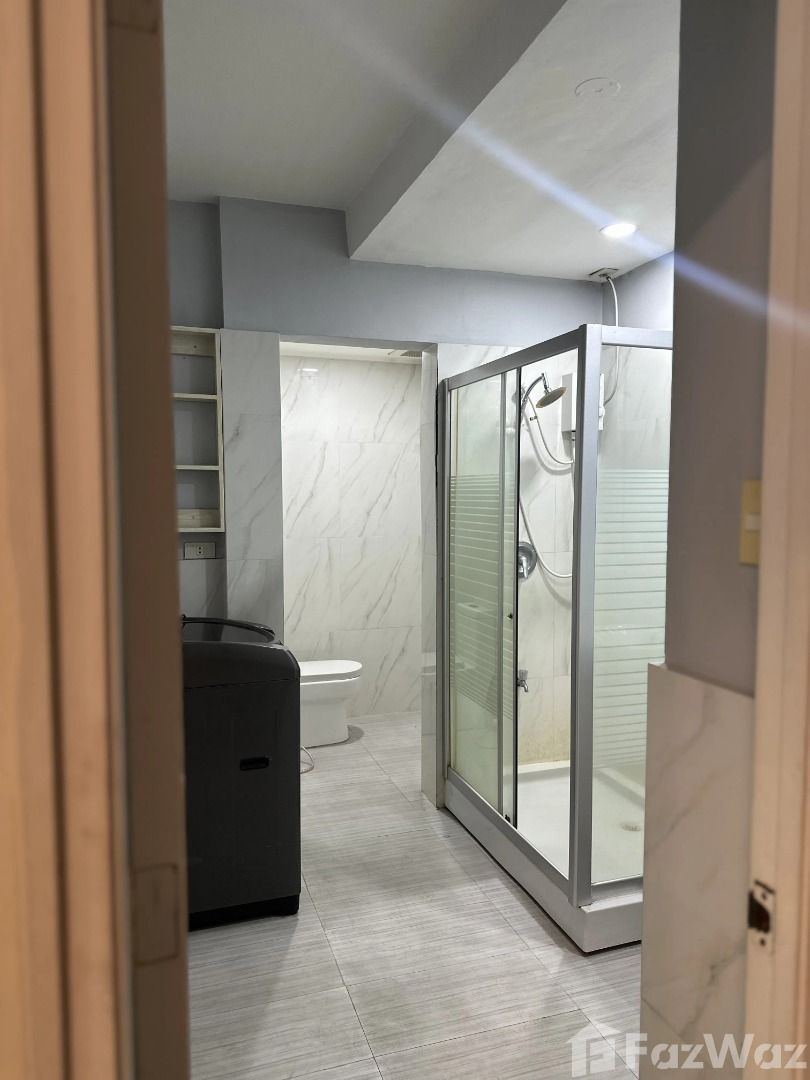 2 Bedroom Condo for rent at BSA Tower (Category: Apartments & Condos) located in Makati City. Submitted by propertyproph (Listing ID 1467890785, Image 3). Description: 🏙️ Spacious 2BR Condo for Rent – BSA Tower, Makati ✨ Enjoy comfortable city living in this spacious 90 sqm, 2-bedroom condominium at BSA Tower, Makati City. With a generous floor area, it’s a practical option for professionals, couples, or small families looking for a convenient M