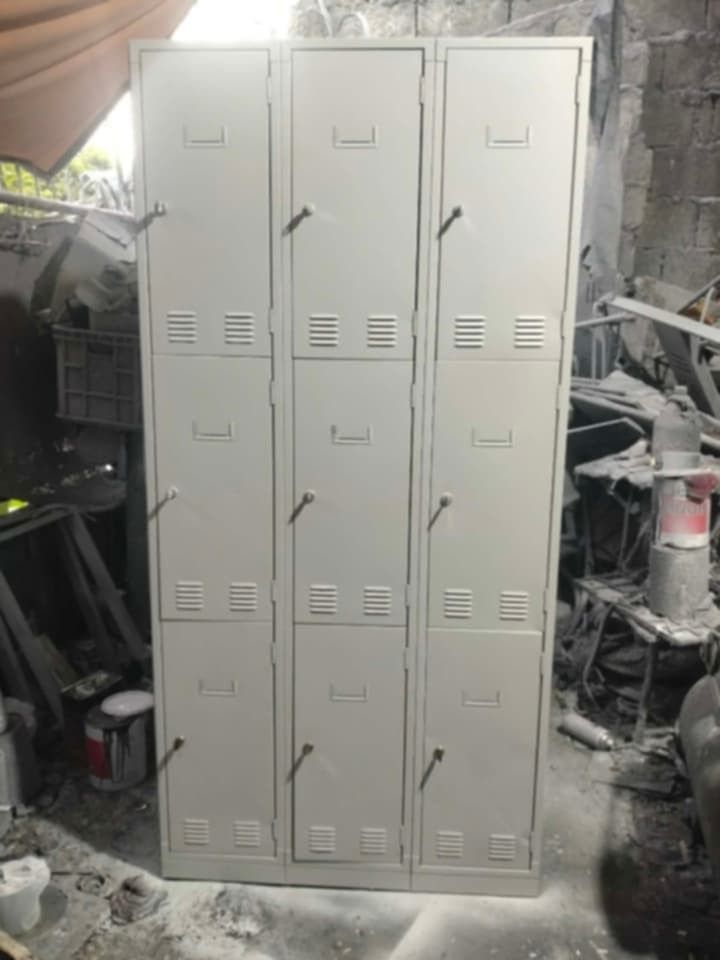 2nd hand 6 doors and 9 doors Locker Cabinet (Category: Office Furniture & Fixtures) located in Muntinlupa City. Submitted by freestone_d54257 (Listing ID 1467855148, Image 3). Description: 2nd hand pullout Available color White and gray Quezon City loc no free sf/no free del/non cod Sure buyer only Pass s pbago bago ang isip Need dp.
