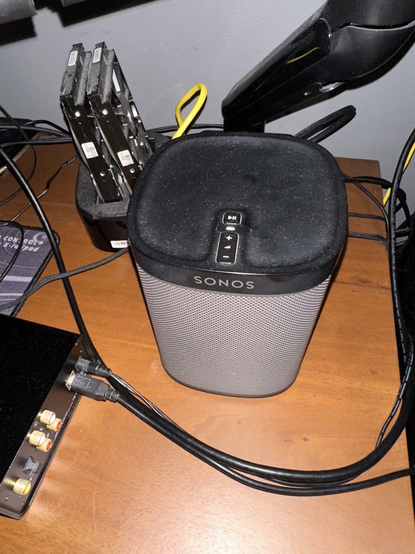 2x Sonos Play:1 One Smart Speaker (See both pics) (Category: Soundbars, Speakers & Amplifiers) located in Muntinlupa City. Submitted by androg.shop (Listing ID 1467981678, Image 2). Description: I have TWO sonos play one, take both for 12k. I know it works, its currently plugged in via Ethernet. Has to be sold together. MOP:Gcash .