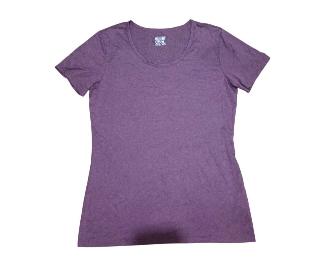 32° Degrees COOL Lavender T-Shirt (Size M) #104 (Category: Activewear) located in Santa Cruz. Submitted by gie_thrift_shop (Listing ID 1467954151, Image 3). Description: 💜 32° Degrees COOL Lavender T-Shirt (Size M) Comfy and lightweight tee from 32 Degrees COOL, perfect for casual days or layering! ✨ Soft, breathable fabric ✨ Lovely lavender-purple color ✨ Size: Medium Tape measure (inches) Laid Flat Chest : 18 inches Length : 25.5 inches Sleeve