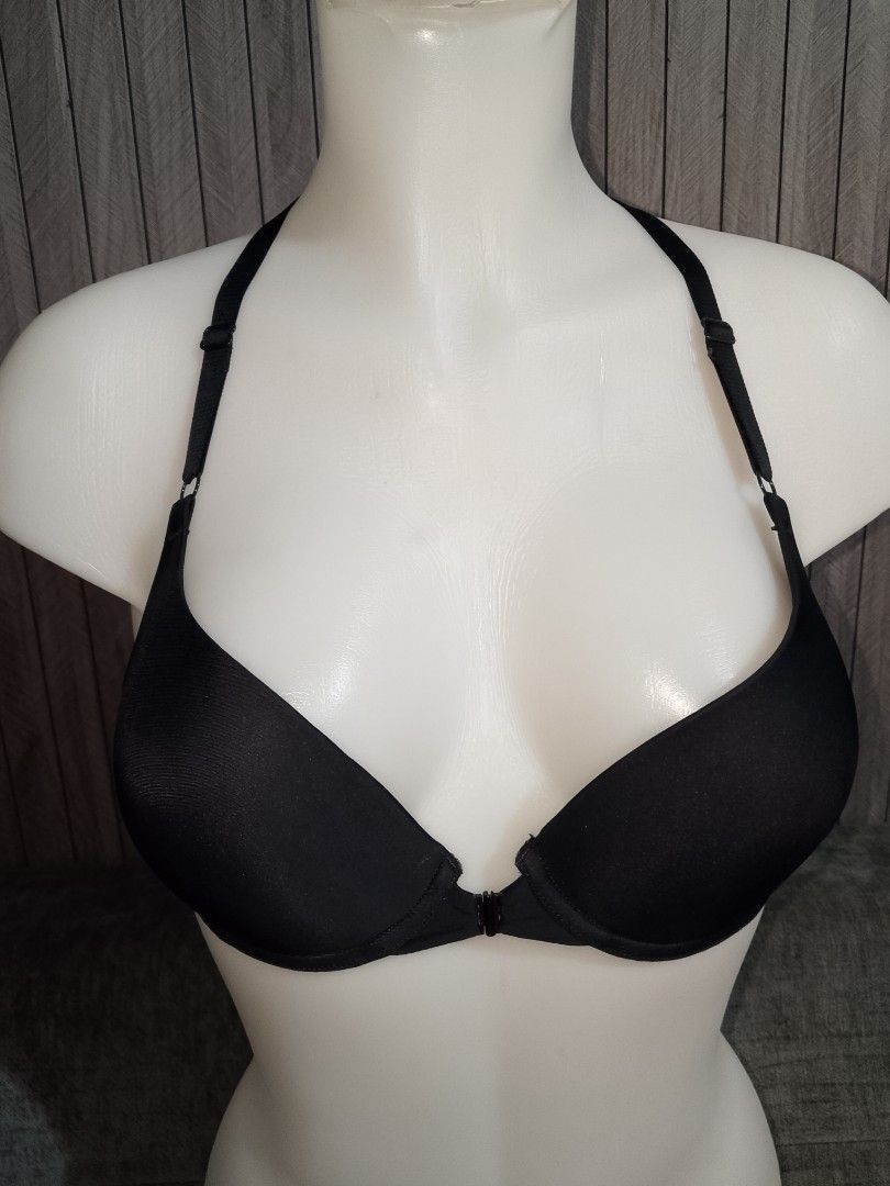 34c Black push up bra with underwire front closure (Category: Undergarments & Loungewear) located in Manila. Submitted by truecrystal-1407 (Listing ID 1467949196, Image 1). Description: .