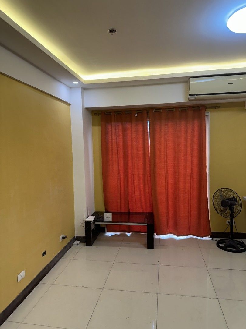 3 br for sale (Category: Apartments & Condos) located in San Juan City. Submitted by assylaneecol13 (Listing ID 1467955555, Image 1). Description: tuskany mckinley 68.60 sqm Loft type- extended 3 BR 2 bathroom With 1 parking.