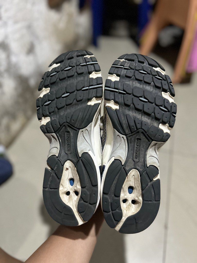 530 (Category: Sneakers) located in Cebu City. Submitted by cyrilk1cks (Listing ID 1467922842, Image 3). Description: .