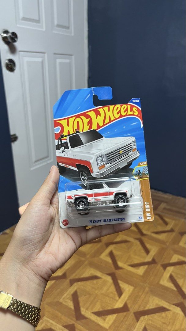 ‘75 chevy blazer customHW Dirt Hotwheels (Category: Vehicle & Diecast Models) located in Lucena. Submitted by betsubaraph (Listing ID 1467908262, Image 1). Description: ‘75 chevy blazer customHW Dirt Hotwheels (Price Negotiable) .