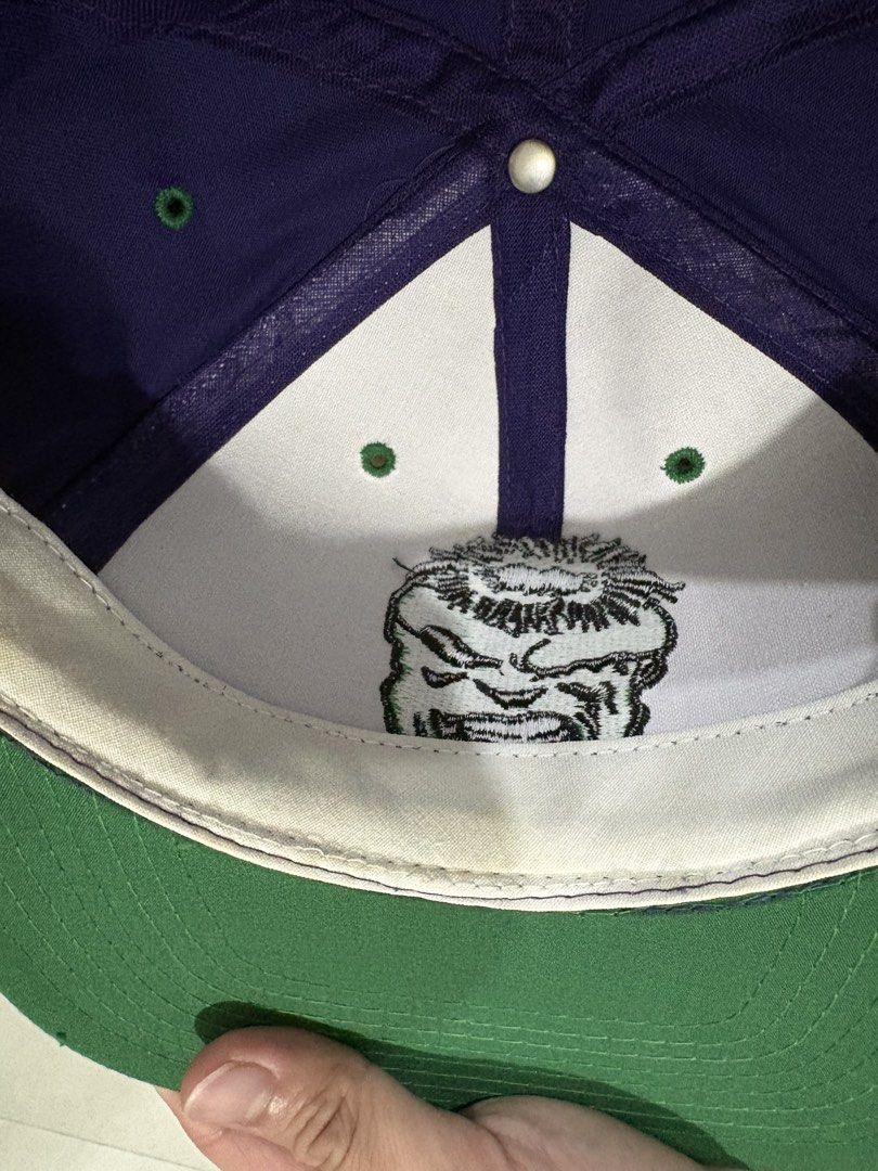 90s Vintage Marvel Hulk American Needle Blockhead (Category: Caps & Hats) located in Manila. Submitted by curatedgoodz_ (Listing ID 1467919208, Image 3). Description: 90s Vintage Marvel Hulk American Needle Blockhead.