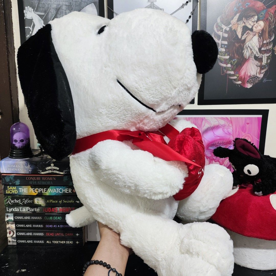 ✦ 2014 Peanuts Snoopy Jumbo Plush ✦ (Category: Plushies & Soft Toys) located in Santa Rosa. Submitted by rusalkascottage (Listing ID 1467967648, Image 3). Description: ୨୧ ───────────── ୨୧ P750 GC@@@sh P1000 COD / PayLater ♡ WYSIWYG ♡ Jumbo size, approximately 50 cm! ♡ Huggable and perfect for cuddles ♡ With paper tag ♡ Onhand & ready to ship ୨୧ ───────────── ୨୧ ✦ FAQs ✧ Location: Sta. Rosa, Laguna ✧ Shipping starts at P36 ✧ COD price is adjusted 
