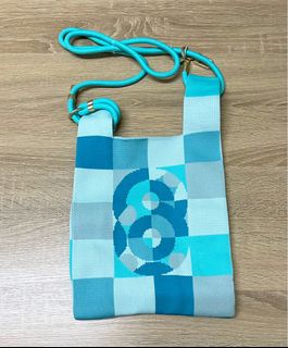 （分類：）位於 。 由 daisy__13579 提交（商品編號 1467845609，圖片 1）。簡介： 。