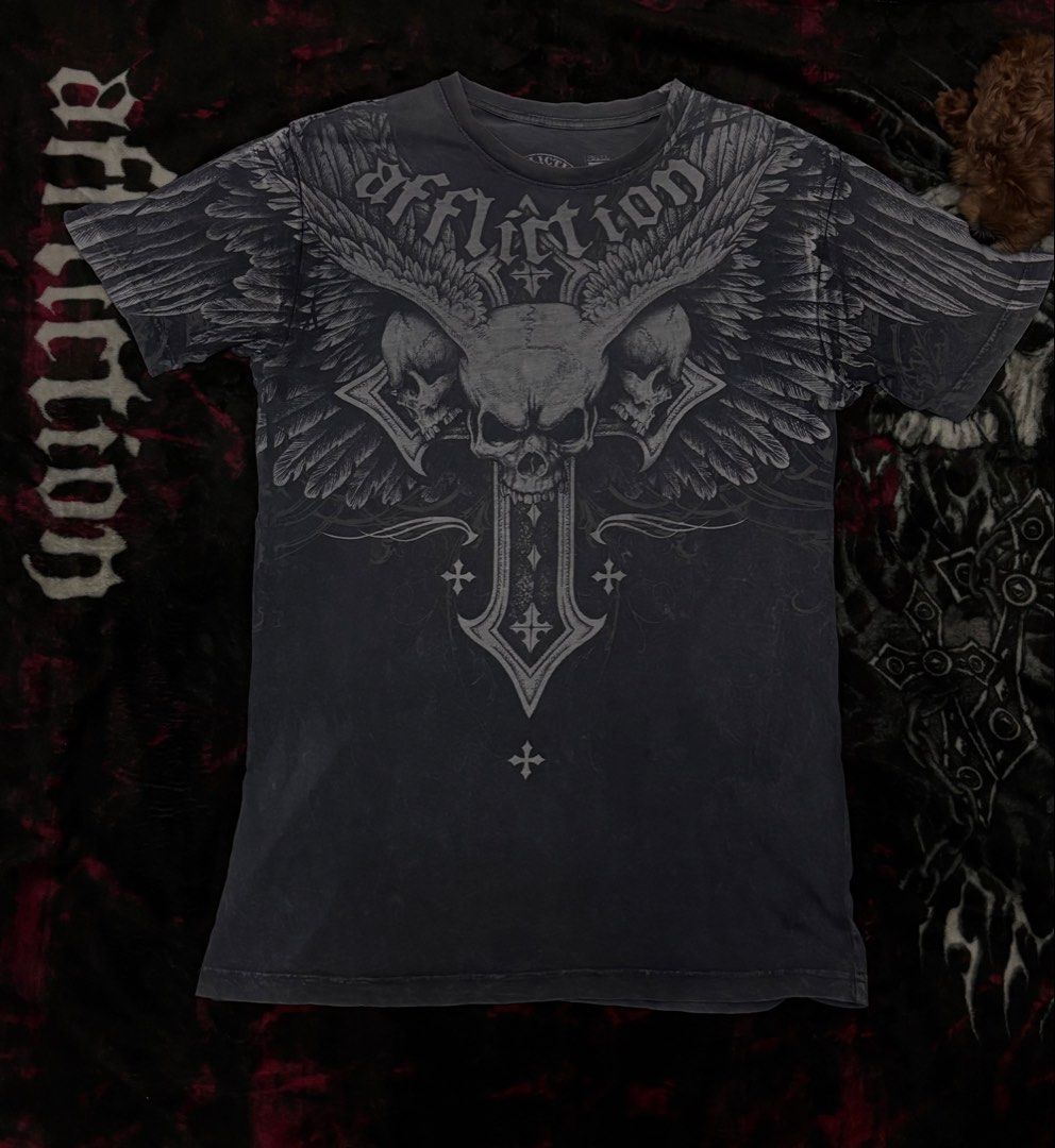 GRAIL AFFLICTION DEMON EYES (Category: Tshirts & Polo Shirts ) located in Caloocan City. Submitted by styxrag (Listing ID 1467847814, Image 1). Description: ♱ ☠︎ 𝐁𝐑𝐀𝐍𝐃: GRAIL AFFLICTION DEMON EYES ♱ ☠︎ 𝐃𝐈𝐌𝐄𝐒: SMALL ON TAG ╰ WIDTH: ╰ LENGTH: ♱ ☠︎ 𝐅𝐋𝐀𝐖𝐒: ♱ ☠︎ 𝐂𝐔𝐑𝐑𝐄𝐍𝐓 𝐎𝐅𝐅𝐄𝐑: ₱ 4,000 ——— ꧁ ༚༅༚˳. ♱ .˳༚༅༚ ꧂ ———.