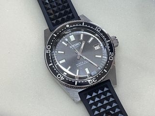（分類：）位於 。 由 watch_outz 提交（商品編號 1467948488，圖片 1）。簡介： 。