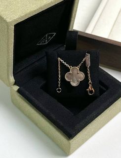 (Category: ) located in . Submitted by millenlavish_outlet (Listing ID 1467916302, Image 1). Description: .