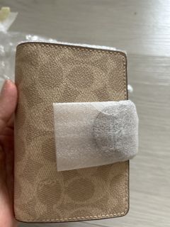 （分類：）位於 。 由 ksiuar 提交（商品編號 1468059125，圖片 1）。簡介： 。