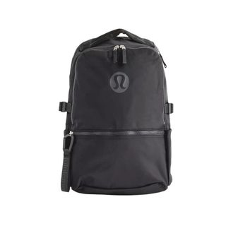 （分類：）位於 。 由 melitalesch 提交（商品編號 1467877617，圖片 1）。簡介： 。