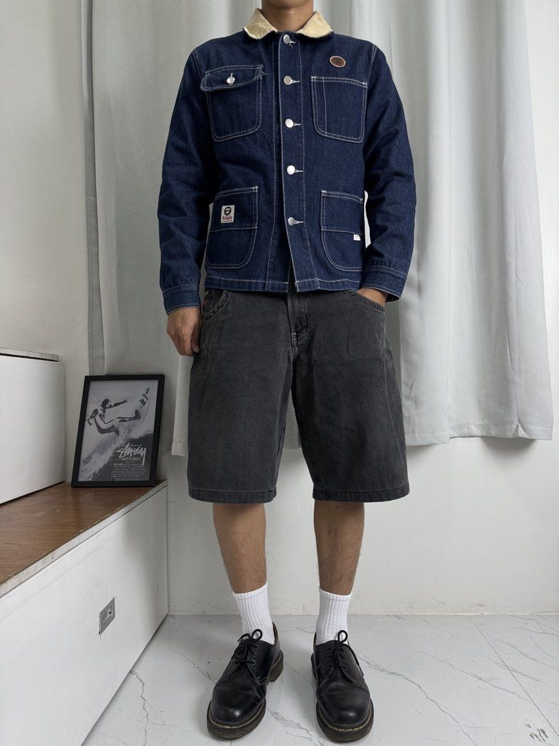 Aape denim jacket (Category: Coats, Jackets and Outerwear) located in Pila. Submitted by villanueva80826 (Listing ID 1467984394, Image 2). Description: Aape denim jacket Size:small •Width:20 •Length:24.5 •Condition:9/10 •Color rate:9/10 Mine:900 +Shipping fee Issue:sign of usage on leather patch Still in good condition Still wearable .