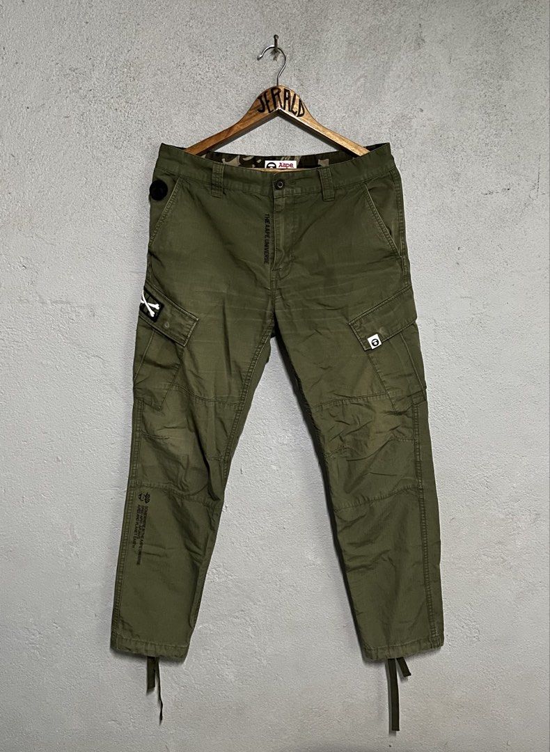 AAPE Military Cargo Pants (Category: Jeans) located in Tuguegarao City. Submitted by preowned_curation (Listing ID 1468031501, Image 1). Description: AAPE Military Cargo Pants Color may vary due to lightning w/ lace puller on its leg opening Large Size via tape measure: 34” Length: 40” Leg opening: 7” Color rate: 9.5/10 Expect normal signs of usage Verygood condition 800 + SF.
