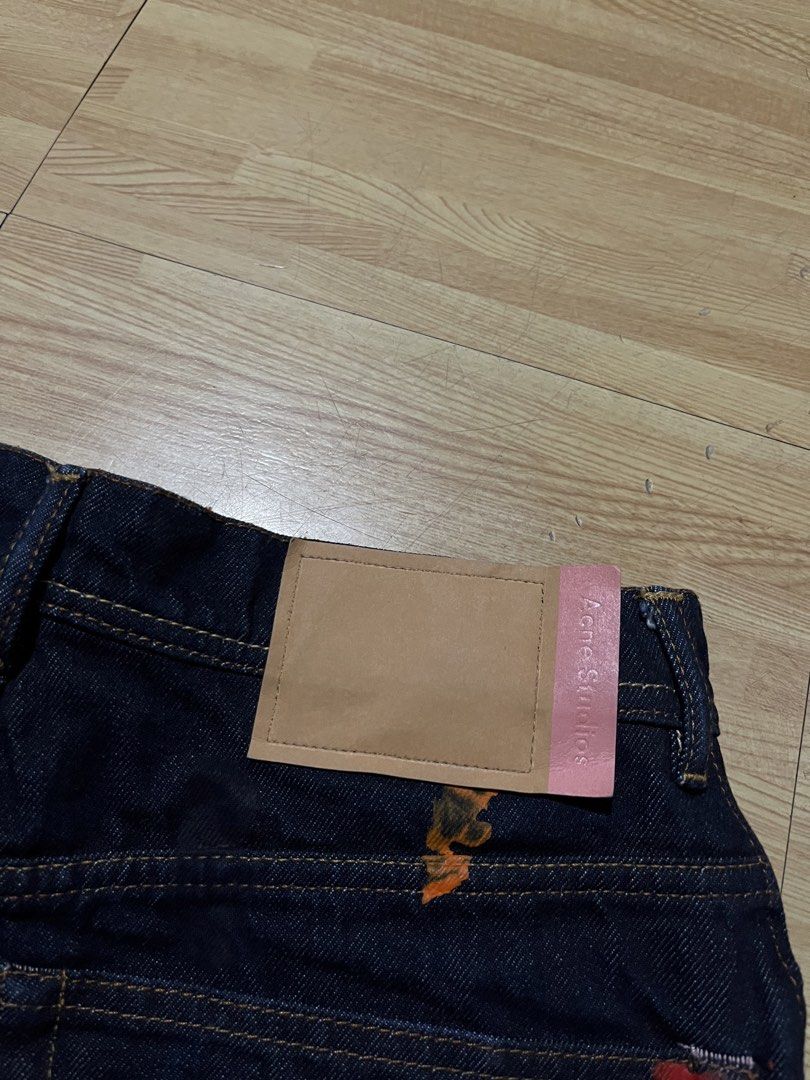 Acne Studios Denim Short (Category: Shorts) located in Mabalacat. Submitted by brkebys00 (Listing ID 1468012147, Image 3). Description: Waistline: 27 - 28 Length: 14 Excellent condition No issue.