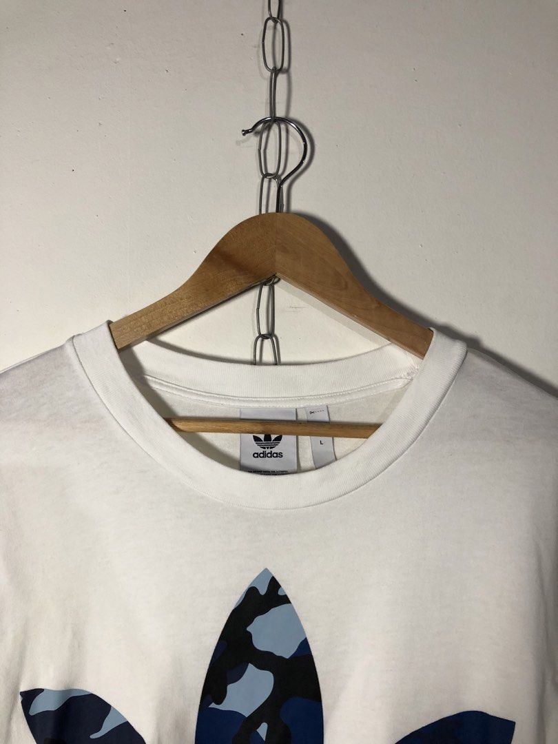 Adidas (Category: Tshirts & Polo Shirts ) located in Plaridel. Submitted by eco_chic_finds (Listing ID 1467873557, Image 3). Description: Adidas Authentic/Original Size: Large Width: 22.5 Length: 27 Good as new 10/10 Colorrate No issue Already Washed .