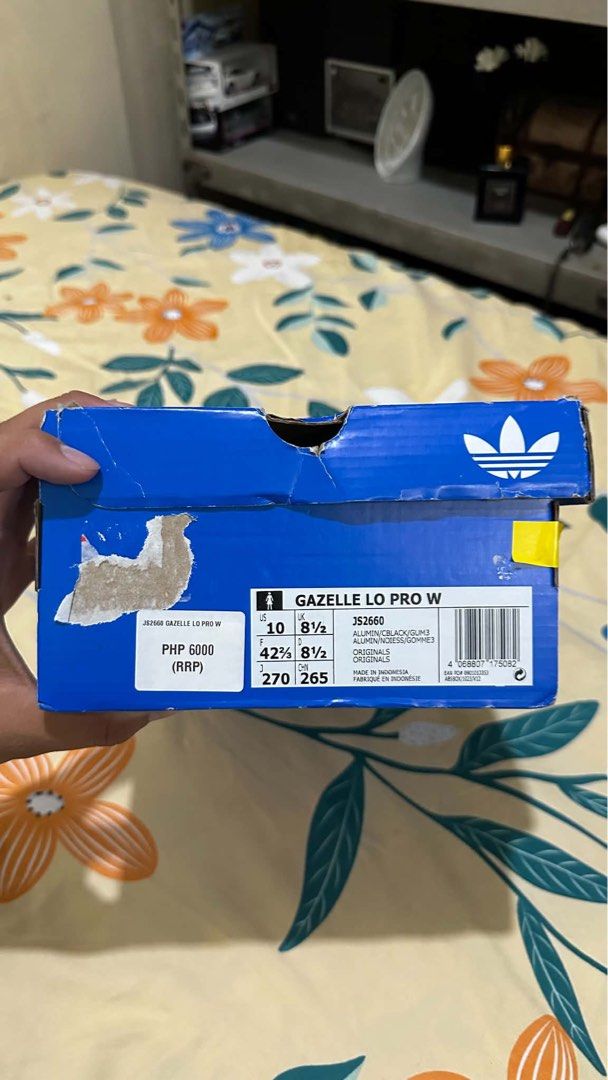 ADIDAS GAZELLE (Category: Casual Shoes) located in Manila. Submitted by urban-vintage_2 (Listing ID 1467852611, Image 2). Description: ISSUE: NONE (BRAND NEW) MOP :GCASH (NO COD) SHIP VIA: LALAMOVE & J&T LOCATION: PASIG CITY SIZE : 10 WOMENS.