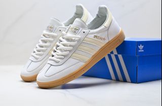 (Category: ) located in . Submitted by khai.uasneakers (Listing ID 1468018180, Image 1). Description: .
