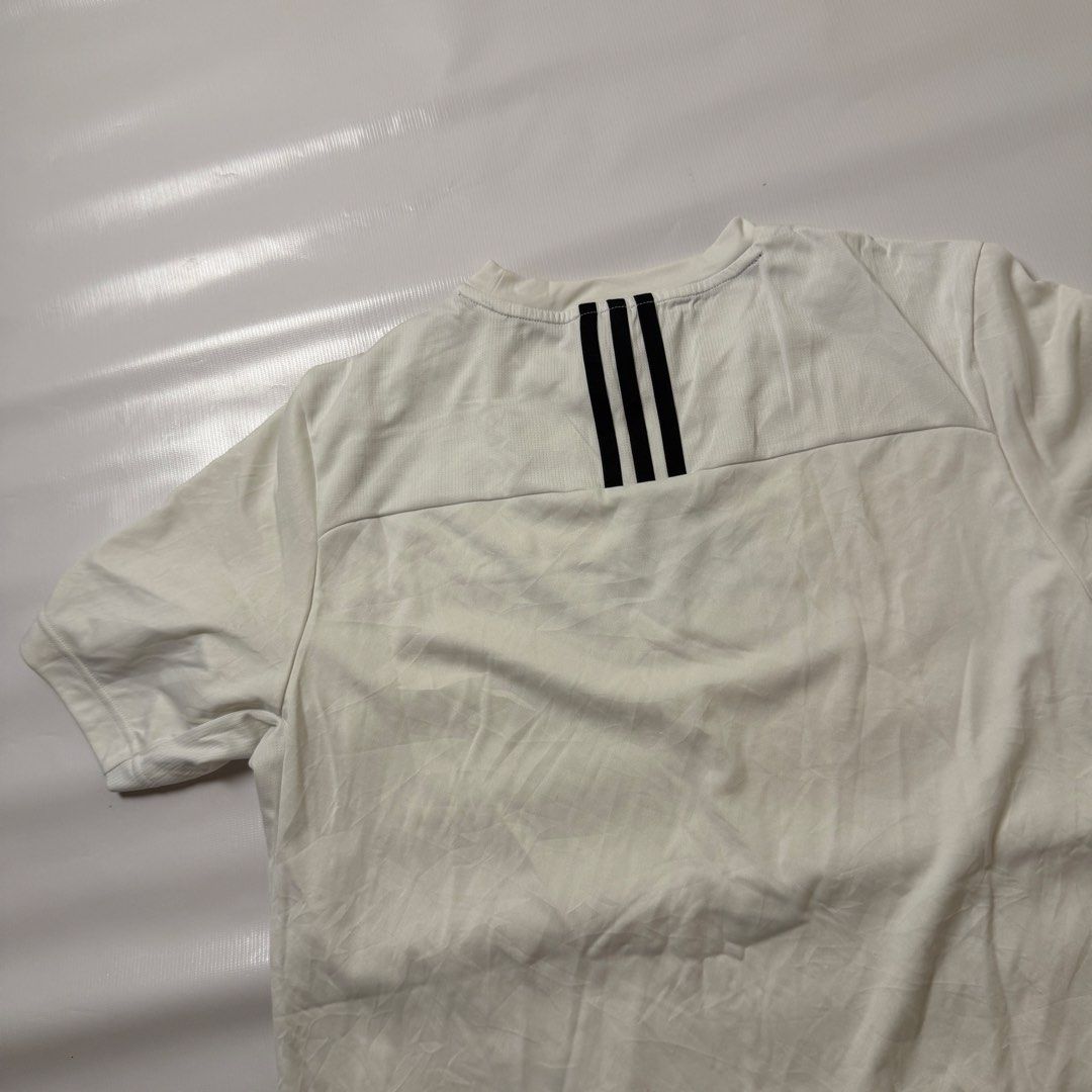 Adidas Primeblue M 3S Back Tee White (Category: Tshirts & Polo Shirts ) located in Gapan. Submitted by rasthriftshop17 (Listing ID 1467992405, Image 2). Description: Size on tag: M Dimes: 21 x 28 Condition: Excellent Color rate: 9/10 Issue: no issue.