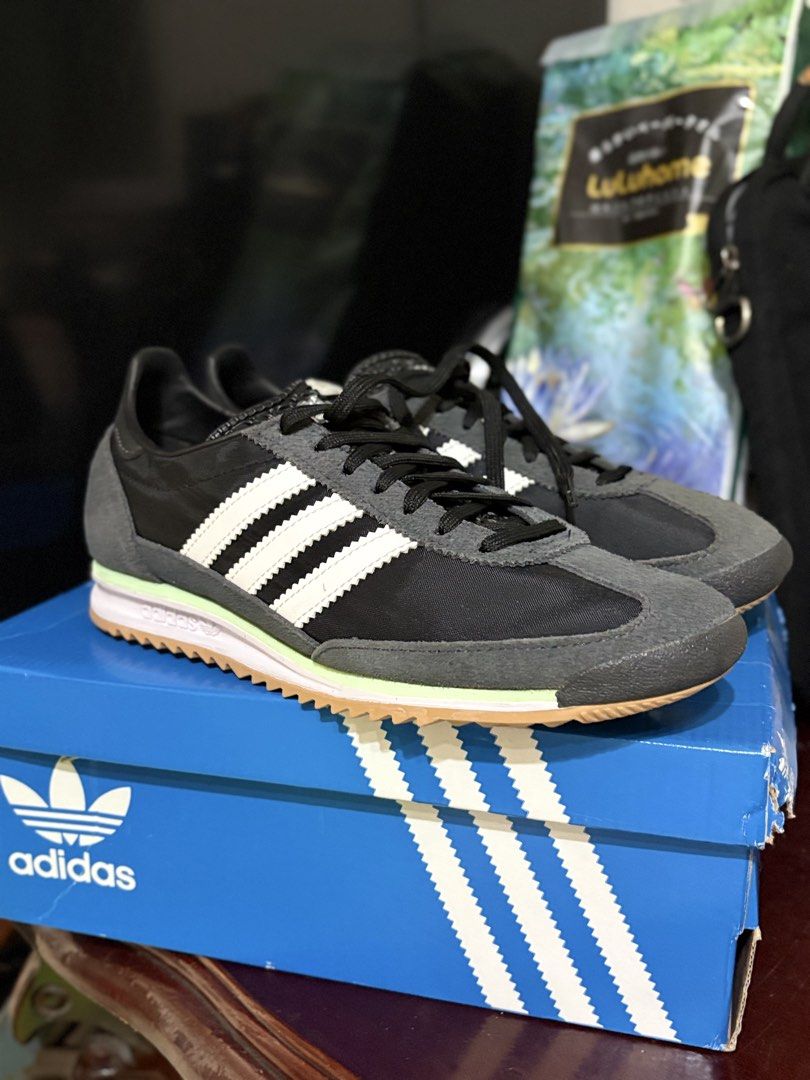 Adidas SL 72 OG SHOES (Category: Sneakers) located in Manila. Submitted by abuyforyou (Listing ID 1467862107, Image 2). Description: Never worn Authentic Selling because the size turned out to be too small for me..