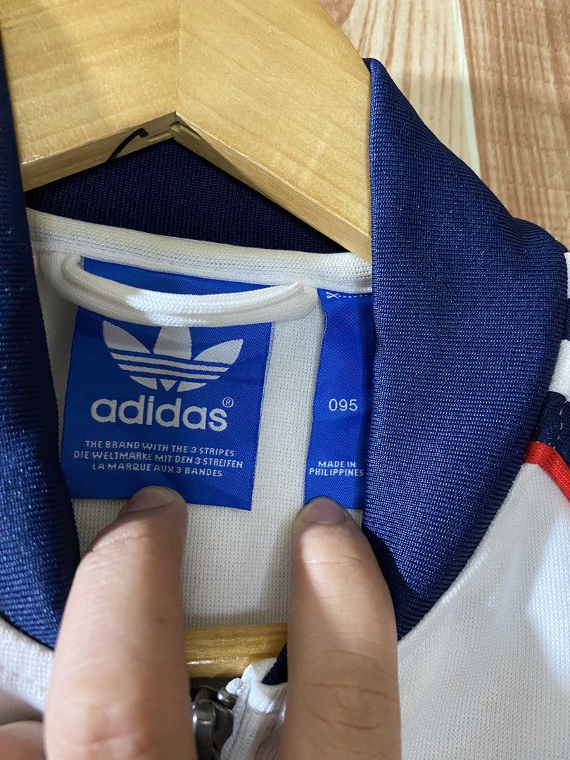 Adidas SST Track Top (Category: Coats, Jackets and Outerwear) located in Tagbilaran City. Submitted by westcost (Listing ID 1467937581, Image 3). Description: Adidas SST Track Top🔥 ▫️Width:21 ▫️Length:27 📌color rate:9.5/10 📌flawless 📌need wash.