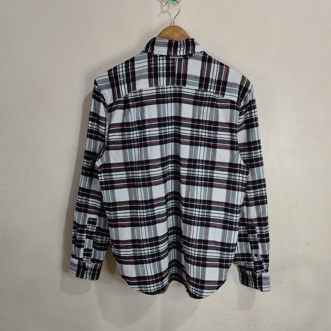 ADIDAS TARTAN FLANNEL (Category: Formal Shirts) located in Bulacan. Submitted by markkiethrift2023 (Listing ID 1467985039, Image 3). Description: ADIDAS TARTAN FLANNEL EXCELLENT CONDITION DIMES: 21 x 28.