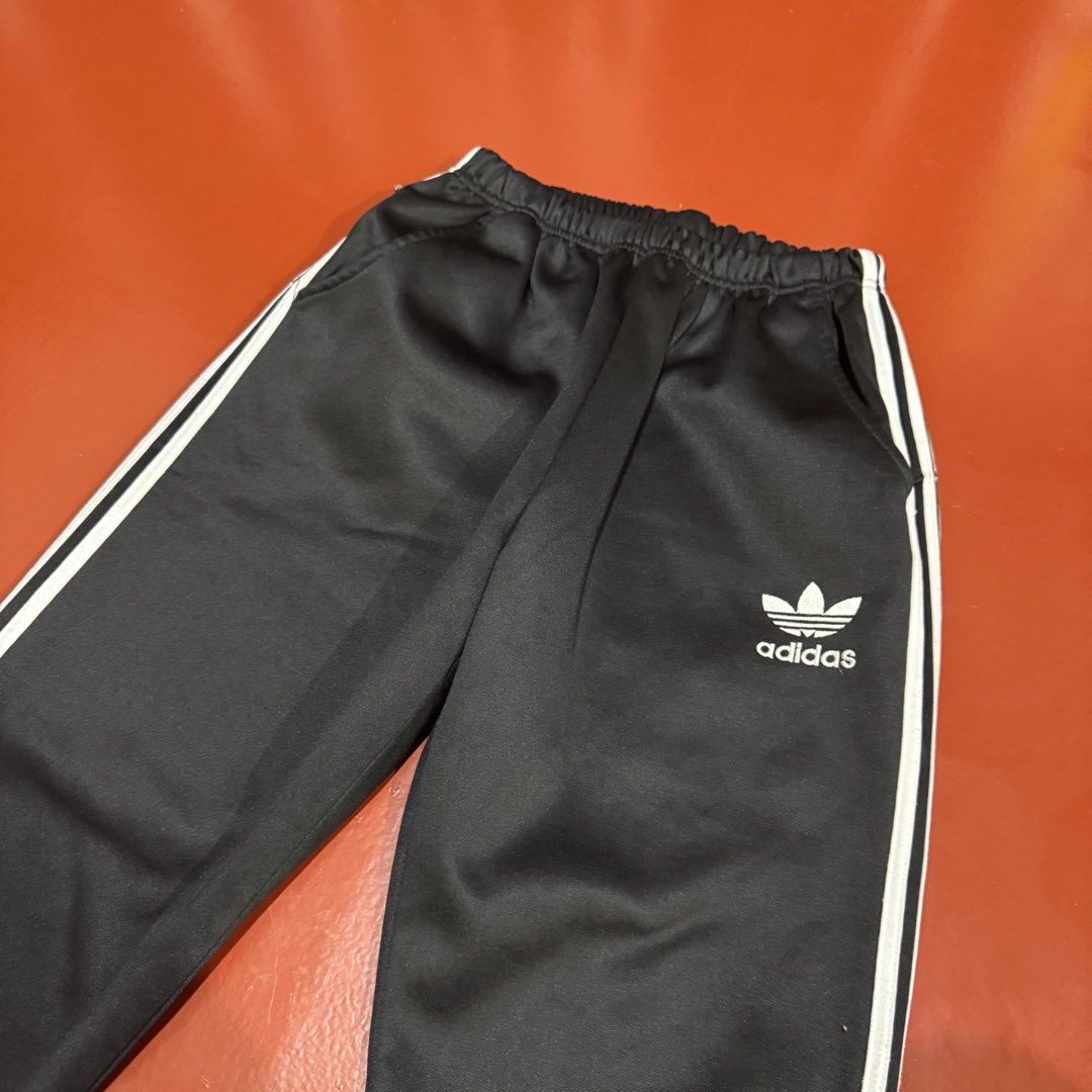 ADIDAS TRACK PANTS (Category: Other Bottoms) located in Pasig City. Submitted by buzzthrifty (Listing ID 1467974620, Image 3). Description: SIZE 28-34WAIST 35"LENGTH EXCELLENT CONDITION CUT LANG TAGS .