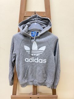 (Category: ) located in . Submitted by Uniqlo_sajer (Listing ID 1467955034, Image 1). Description: .