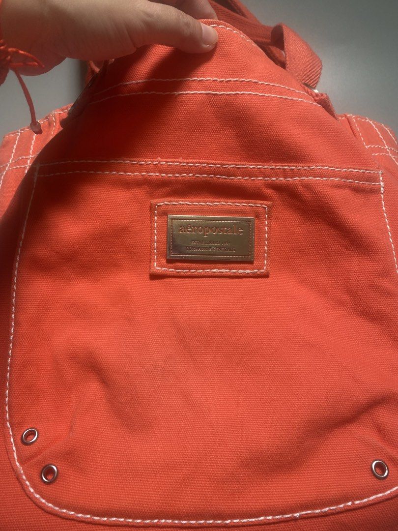 Aeropostale Canvas Tote Bag (Category: Tote Bags) located in Davao. Submitted by kuromisplace (Listing ID 1467921008, Image 2). Description: 📌 sign of use , like minor himulmol sa handle, very minimal stain ( nasa pic pero hnd tlaga halata ) 📍Davao City .