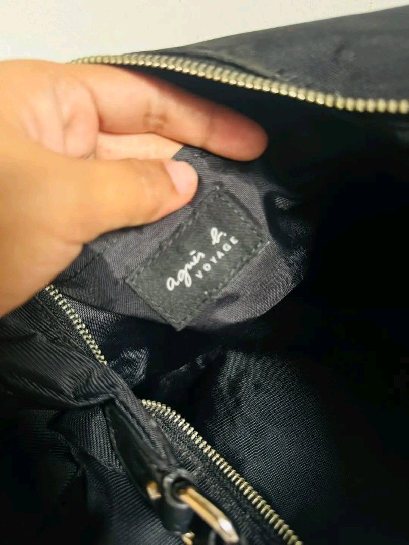 Agnes B Voyage (Category: Luxury Bags & Wallets) located in Manila. Submitted by jayrald_ddd (Listing ID 1467901601, Image 3). Description: Used once, no issue good as new.